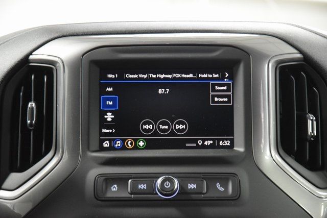 2026 Chevrolet Silverado 1500 4WD Crew Cab 157" Custom - 22940570 - 31