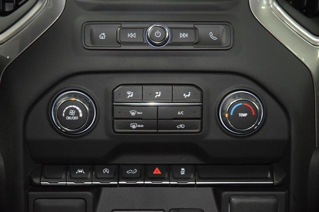 2026 Chevrolet Silverado 1500 4WD Crew Cab 157" Custom - 22940570 - 32