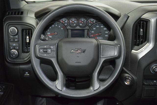 2026 Chevrolet Silverado 1500 4WD Crew Cab 157" Custom - 22940570 - 35