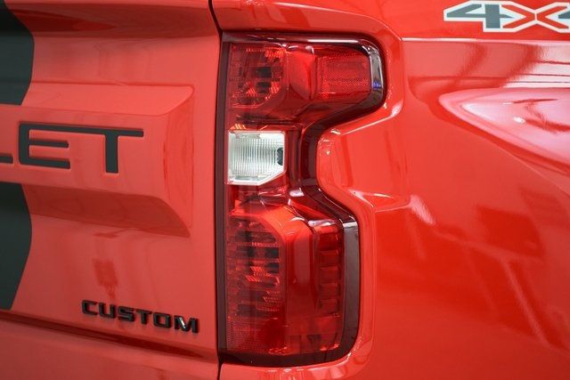 2026 Chevrolet Silverado 1500 4WD Crew Cab 157" Custom - 22945465 - 20