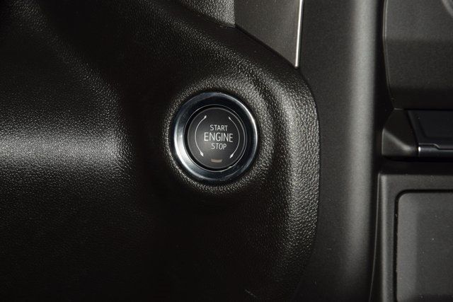 2026 Chevrolet Silverado 1500 4WD Crew Cab 157" Custom - 22945465 - 34