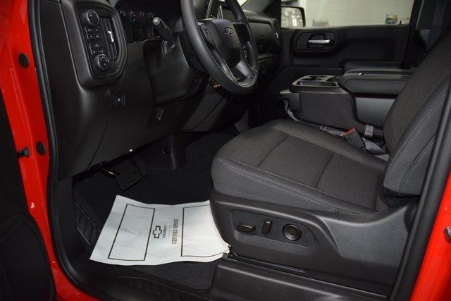 2026 Chevrolet Silverado 1500 4WD Crew Cab 157" Custom - 22945465 - 38