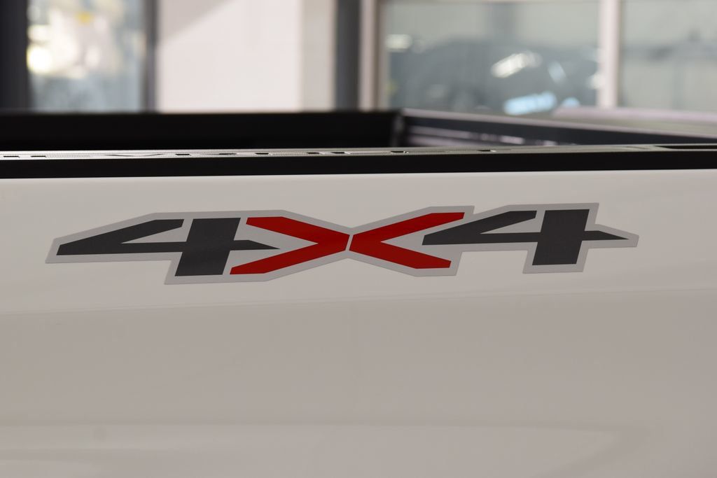 2026 Chevrolet Silverado 1500 4WD Crew Cab 157" Custom - 22996964 - 28