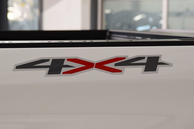 2026 Chevrolet Silverado 1500 4WD Crew Cab 157" Custom - 22996964 - 28