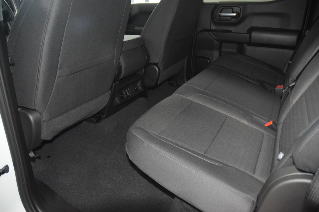 2026 Chevrolet Silverado 1500 4WD Crew Cab 157" Custom - 22996964 - 45