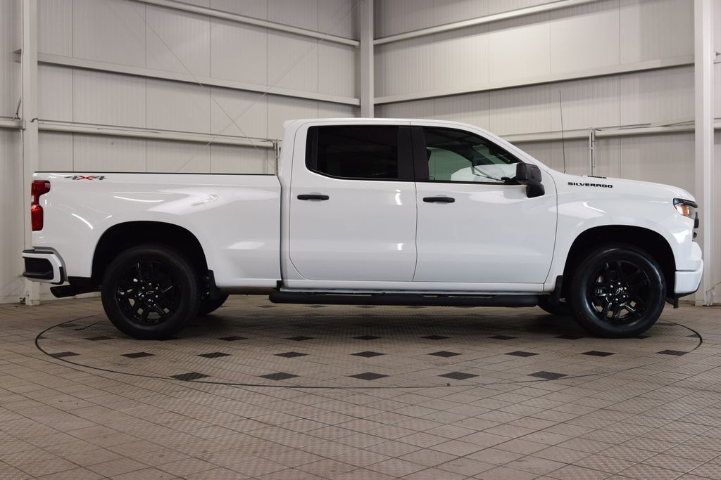 2026 Chevrolet Silverado 1500 4WD Crew Cab 157" Custom - 22996964 - 8