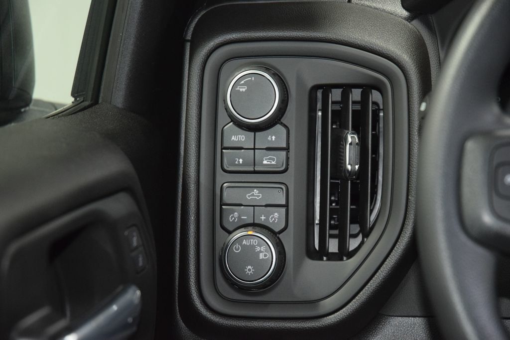 2026 Chevrolet Silverado 1500 4WD Crew Cab 157" Custom - 22997017 - 36