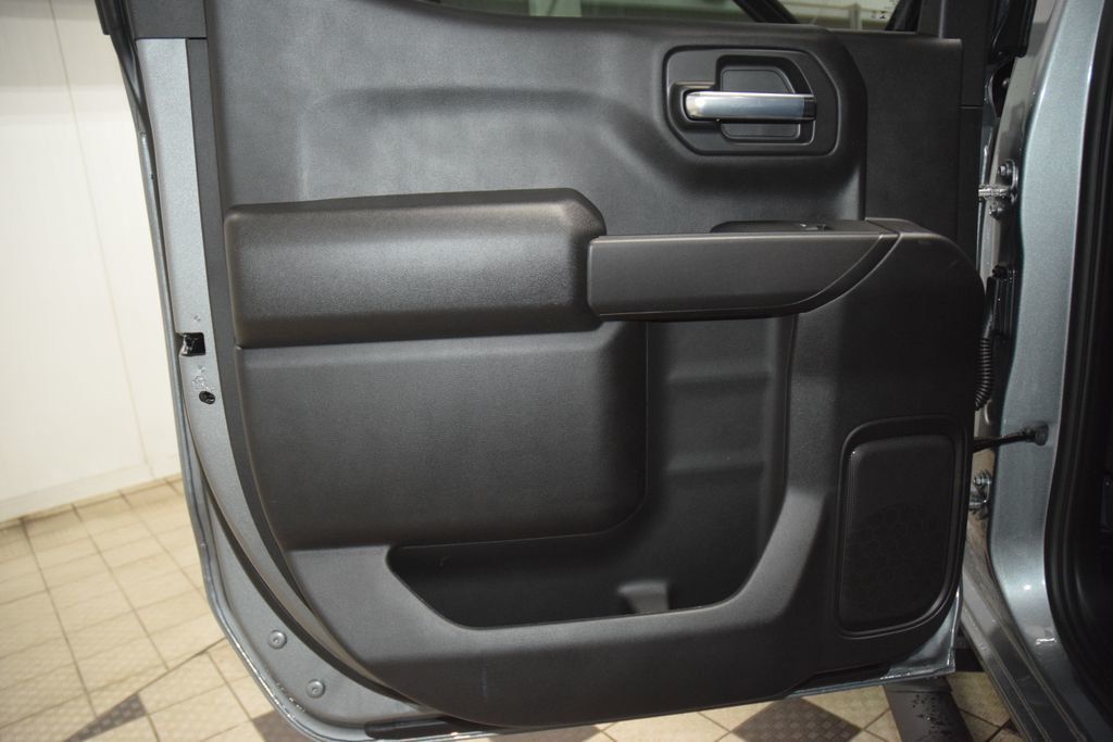 2026 Chevrolet Silverado 1500 4WD Crew Cab 157" Custom - 22997017 - 43