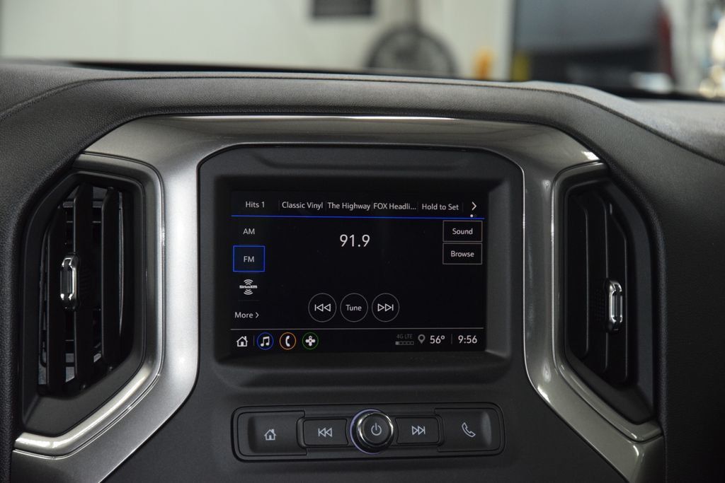 2026 Chevrolet Silverado 1500 4WD Crew Cab 157" Custom - 22999524 - 33