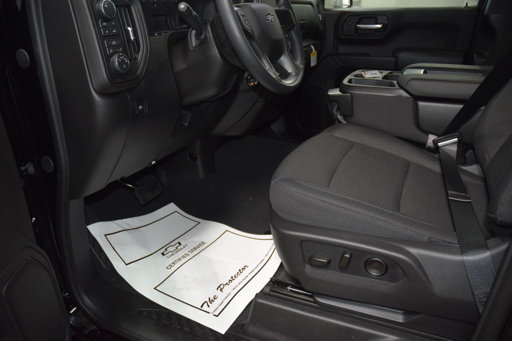 2026 Chevrolet Silverado 1500 4WD Crew Cab 157" Custom - 22999524 - 39