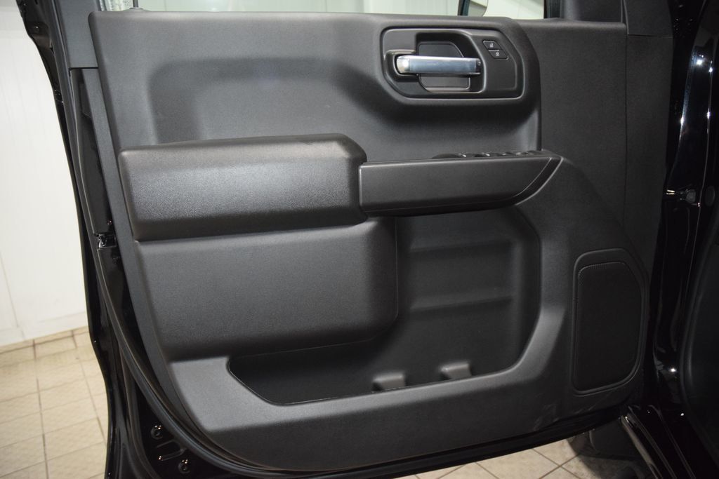 2026 Chevrolet Silverado 1500 4WD Crew Cab 157" Custom - 22999524 - 45