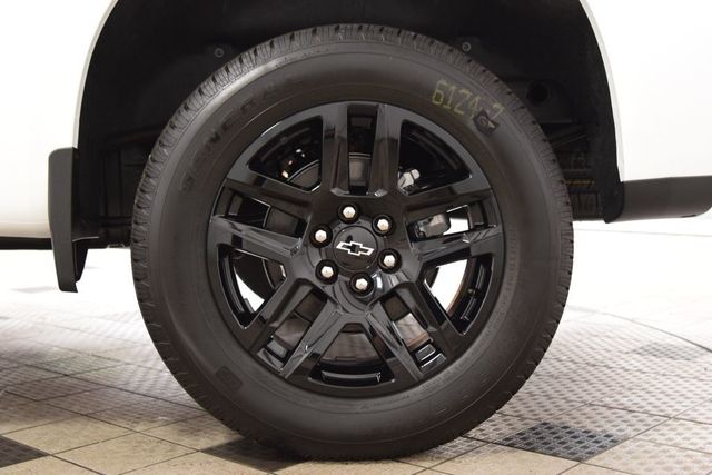 2026 Chevrolet Silverado 1500 4WD Crew Cab 157" Custom - 22999571 - 28