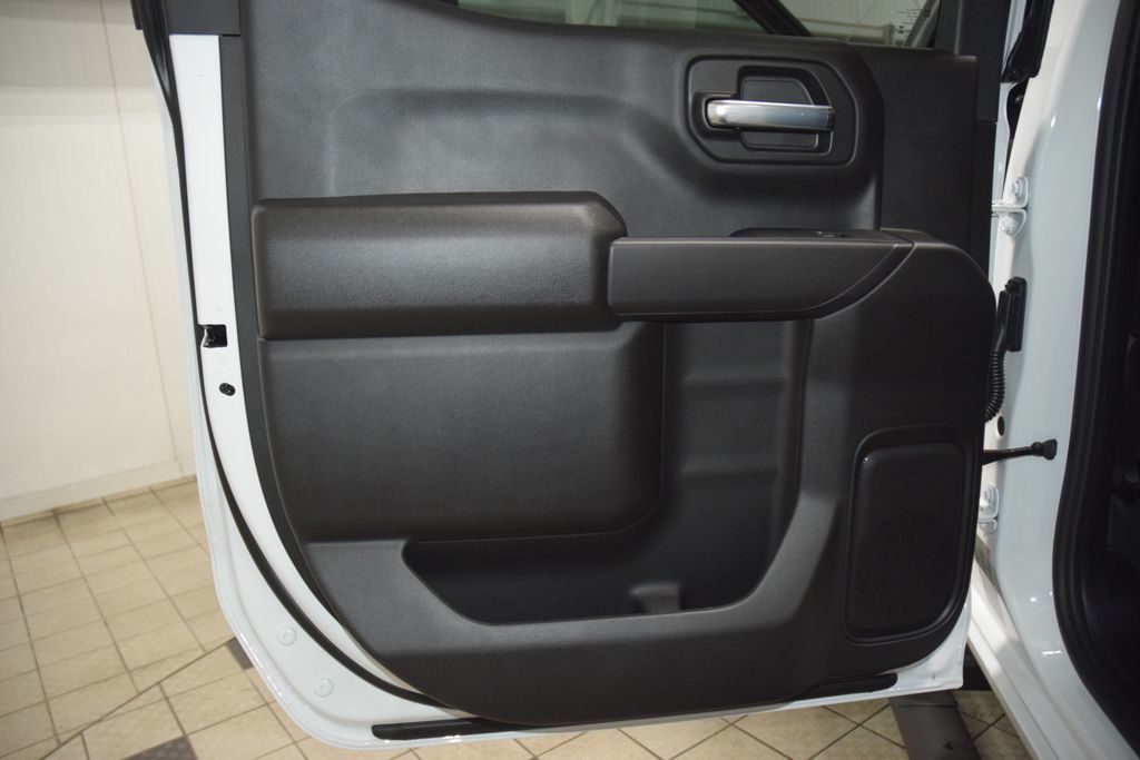 2026 Chevrolet Silverado 1500 4WD Crew Cab 157" Custom - 22999571 - 44