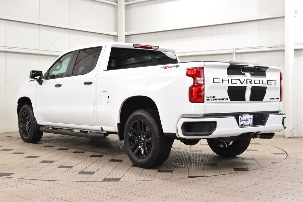 2026 Chevrolet Silverado 1500 4WD Crew Cab 157" Custom - 22999571 - 5