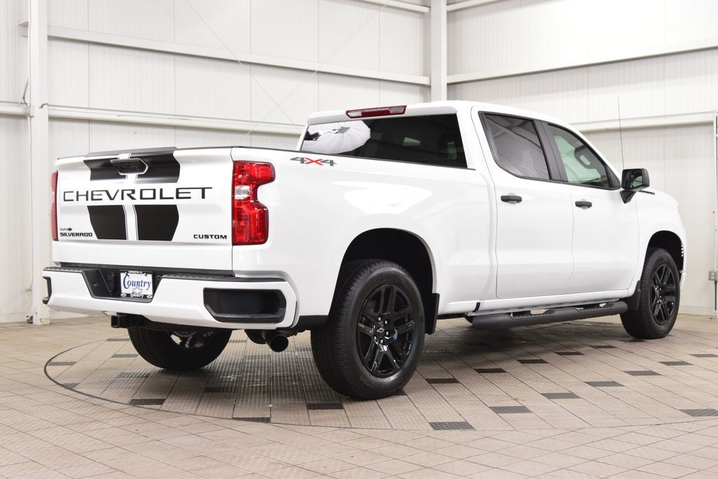 2026 Chevrolet Silverado 1500 4WD Crew Cab 157" Custom - 22999571 - 7