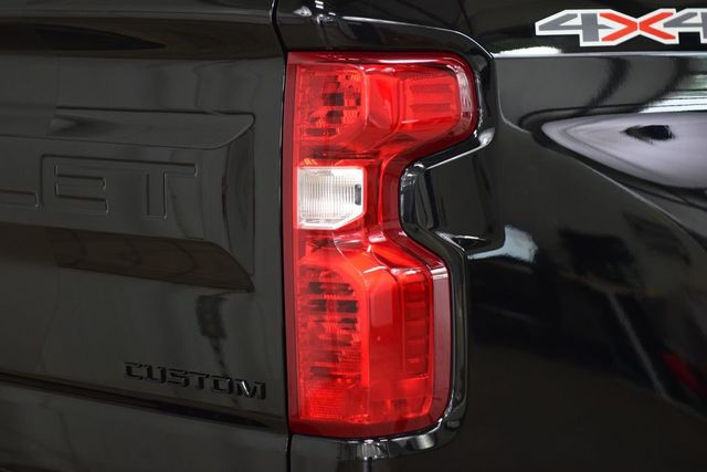 2026 Chevrolet Silverado 1500 4WD Crew Cab 157" Custom - 23040211 - 18