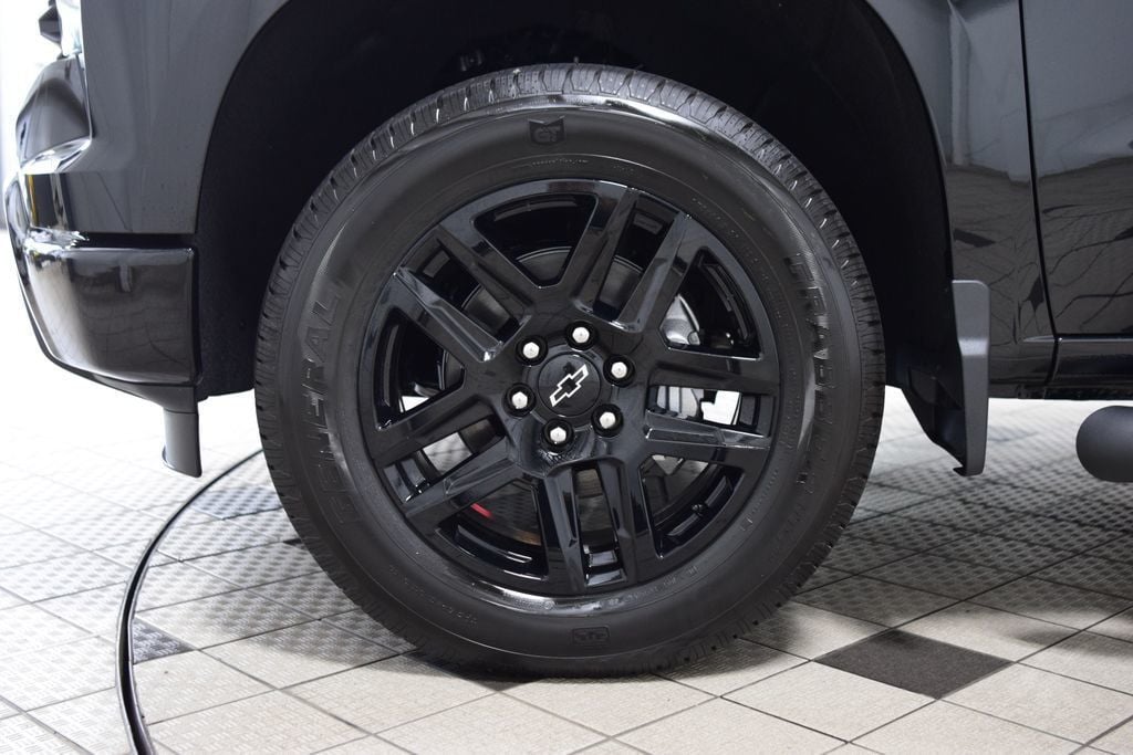 2026 Chevrolet Silverado 1500 4WD Crew Cab 157" Custom - 23040211 - 27