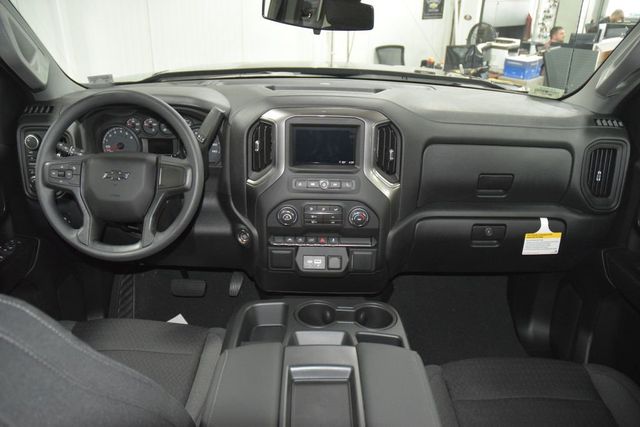 2026 Chevrolet Silverado 1500 4WD Crew Cab 157" Custom - 23040211 - 30