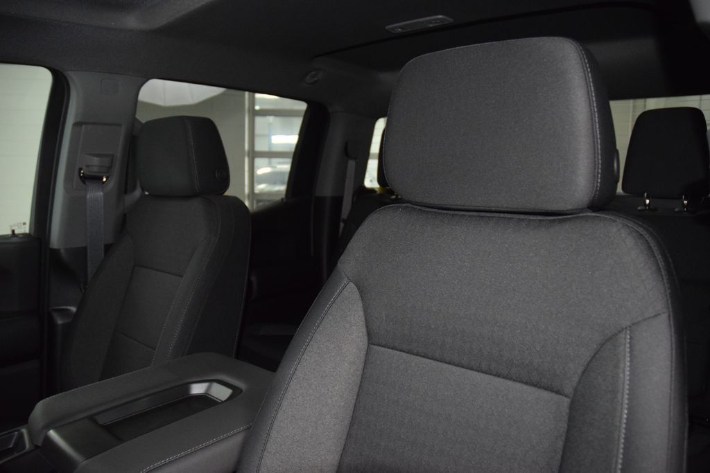 2026 Chevrolet Silverado 1500 4WD Crew Cab 157" Custom - 23040211 - 41
