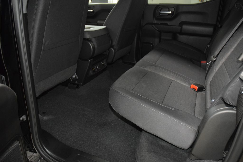 2026 Chevrolet Silverado 1500 4WD Crew Cab 157" Custom - 23040211 - 42