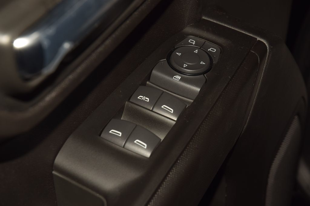2026 Chevrolet Silverado 1500 4WD Crew Cab 157" Custom - 23040211 - 48