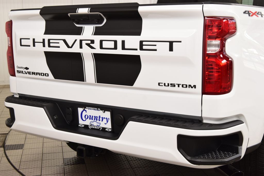 2026 Chevrolet Silverado 1500 4WD Crew Cab 157" Custom - 23065870 - 21