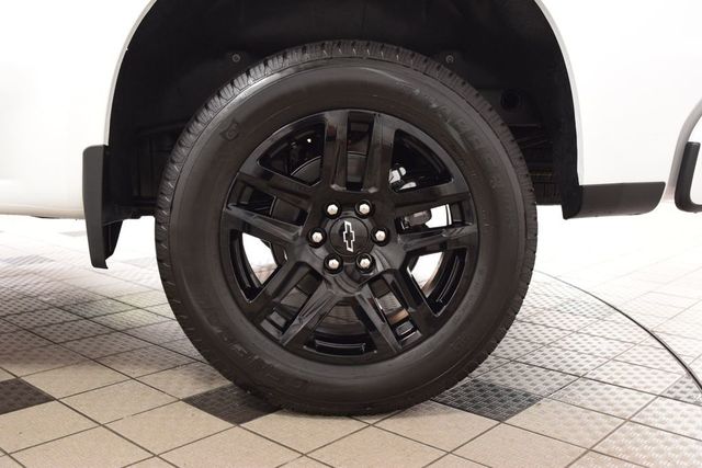 2026 Chevrolet Silverado 1500 4WD Crew Cab 157" Custom - 23065870 - 27