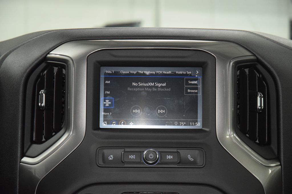 2026 Chevrolet Silverado 1500 4WD Crew Cab 157" Custom - 23065870 - 32