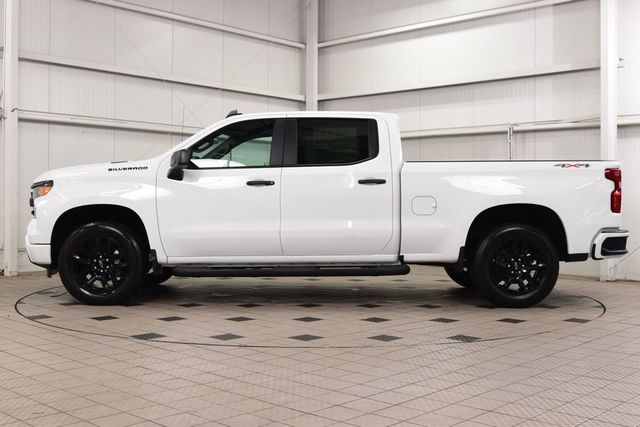 2026 Chevrolet Silverado 1500 4WD Crew Cab 157" Custom - 23065870 - 3