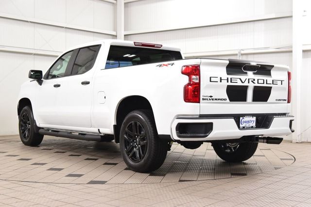 2026 Chevrolet Silverado 1500 4WD Crew Cab 157" Custom - 23065870 - 5