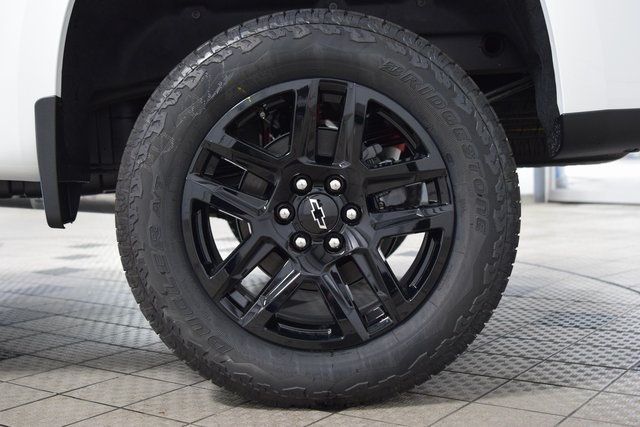 2026 Chevrolet Silverado 1500 4WD Crew Cab 157" Custom Trail Boss - 22941593 - 28