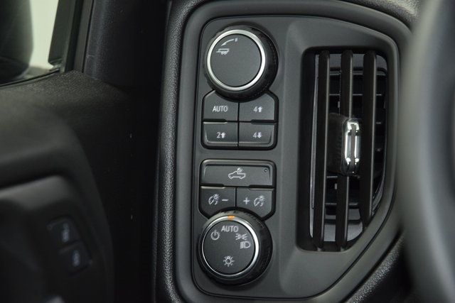 2026 Chevrolet Silverado 1500 4WD Crew Cab 157" Custom Trail Boss - 22943824 - 35