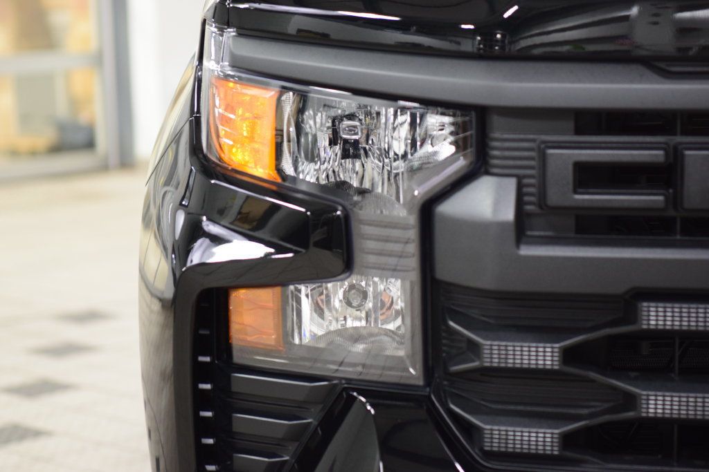 2026 Chevrolet Silverado 1500 4WD Crew Cab 157" Custom Trail Boss - 23075145 - 11