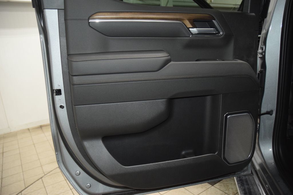 2026 Chevrolet Silverado 1500 4WD Crew Cab 157" High Country - 23001358 - 43