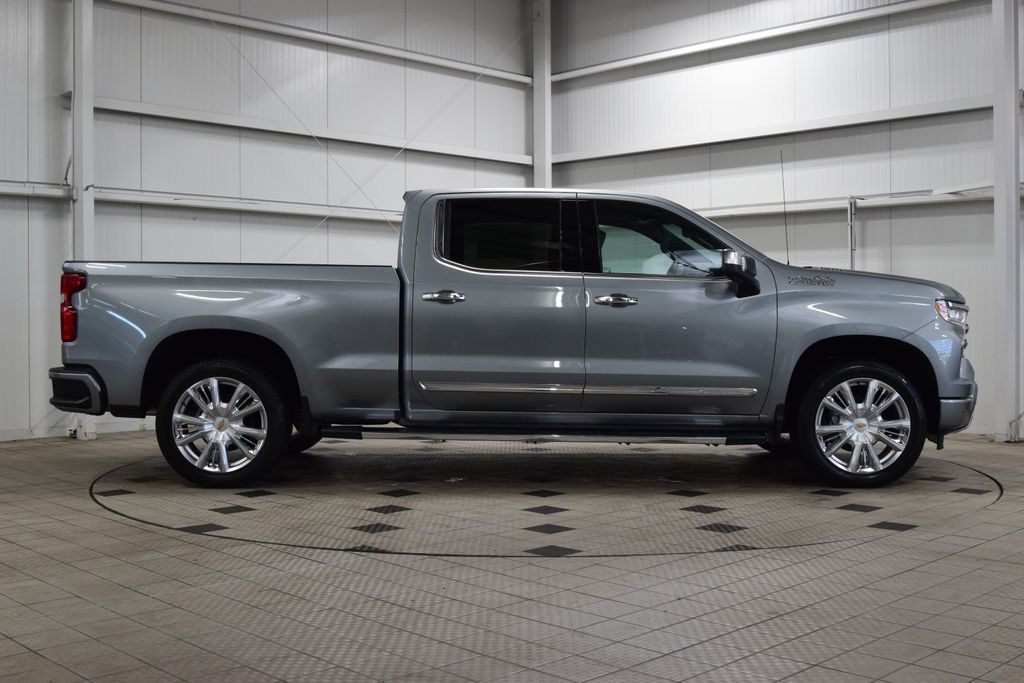 2026 Chevrolet Silverado 1500 4WD Crew Cab 157" High Country - 23001358 - 8