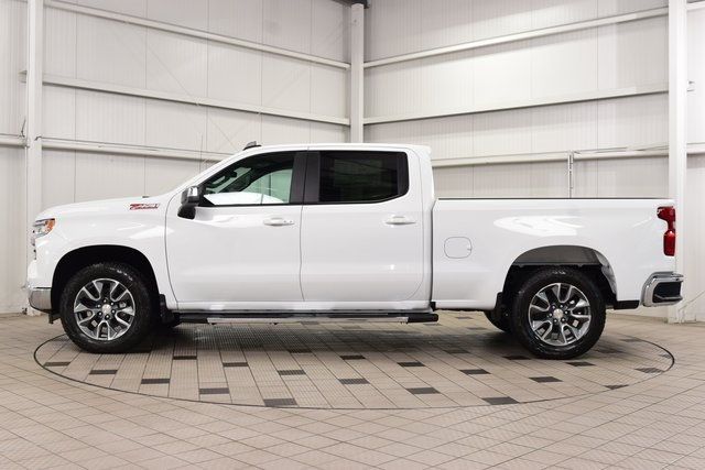 2026 Chevrolet Silverado 1500 4WD Crew Cab 157" LT - 22922982 - 3