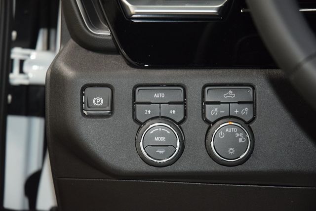 2026 Chevrolet Silverado 1500 4WD Crew Cab 157" LT - 22961468 - 28