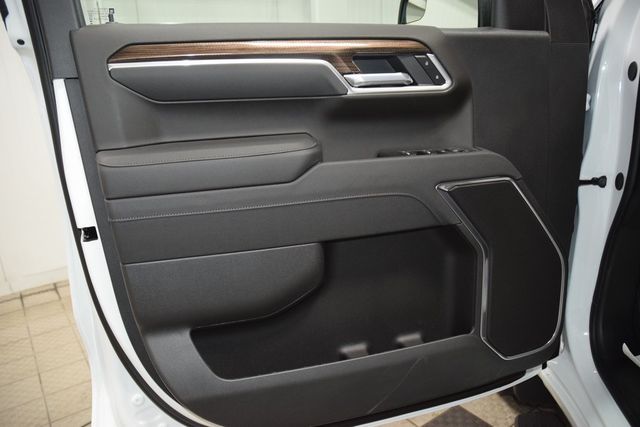 2026 Chevrolet Silverado 1500 4WD Crew Cab 157" LT - 22961468 - 40