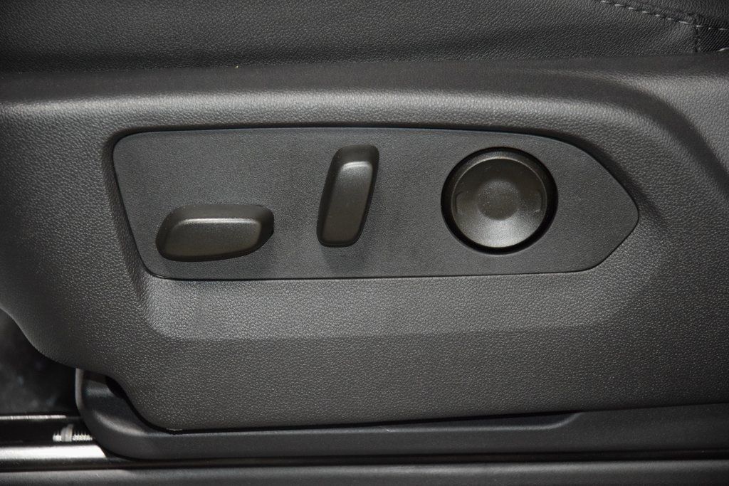 2026 Chevrolet Silverado 1500 4WD Crew Cab 157" LT - 22976027 - 41