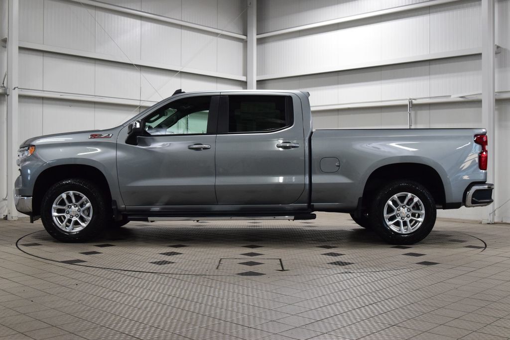 2026 Chevrolet Silverado 1500 4WD Crew Cab 157" LT - 23062736 - 3