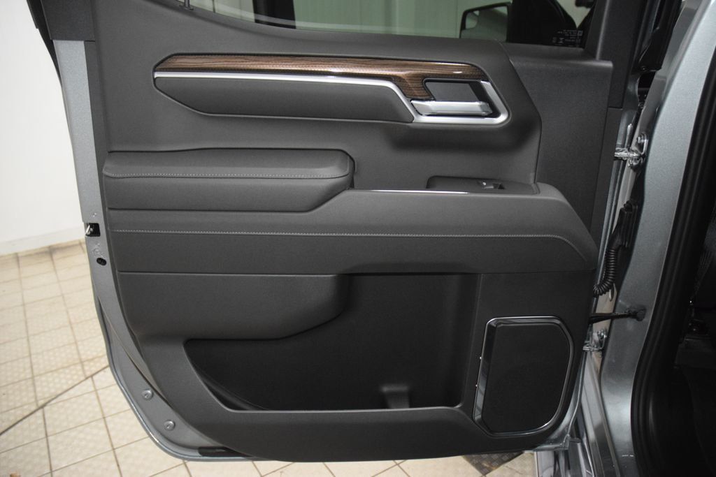 2026 Chevrolet Silverado 1500 4WD Crew Cab 157" LT - 23062736 - 44