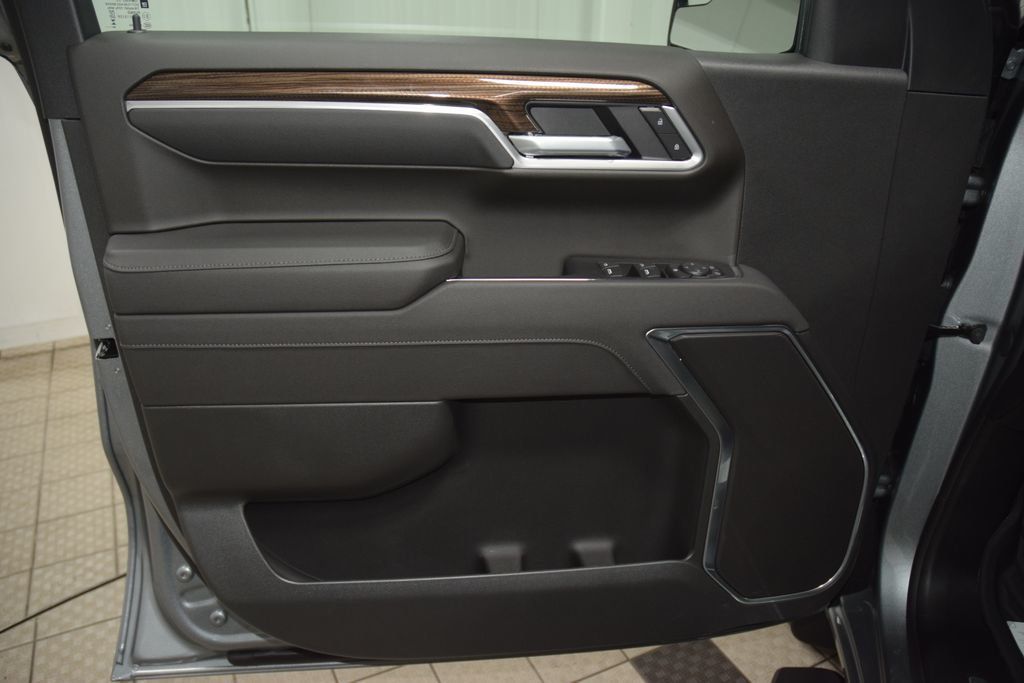 2026 Chevrolet Silverado 1500 4WD Crew Cab 157" LT - 23062736 - 46