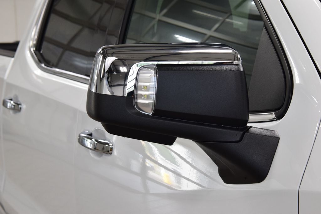 2026 Chevrolet Silverado 1500 4WD Crew Cab 157" LTZ - 23024071 - 16