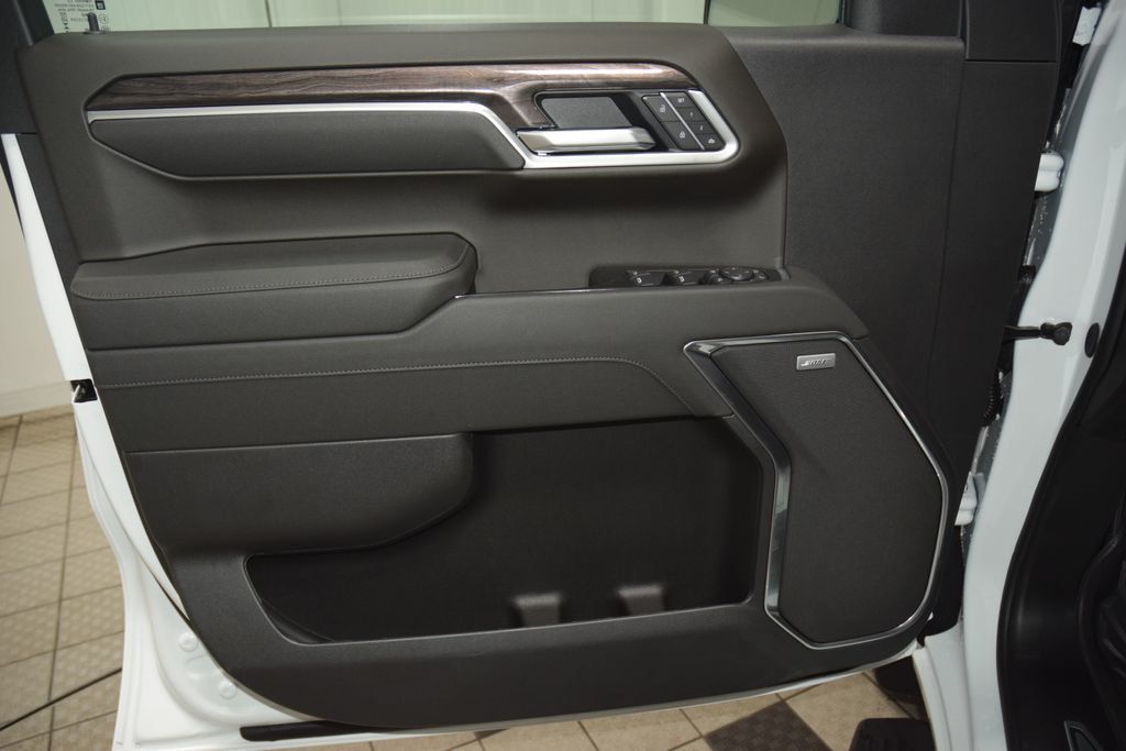 2026 Chevrolet Silverado 1500 4WD Crew Cab 157" LTZ - 23024071 - 47