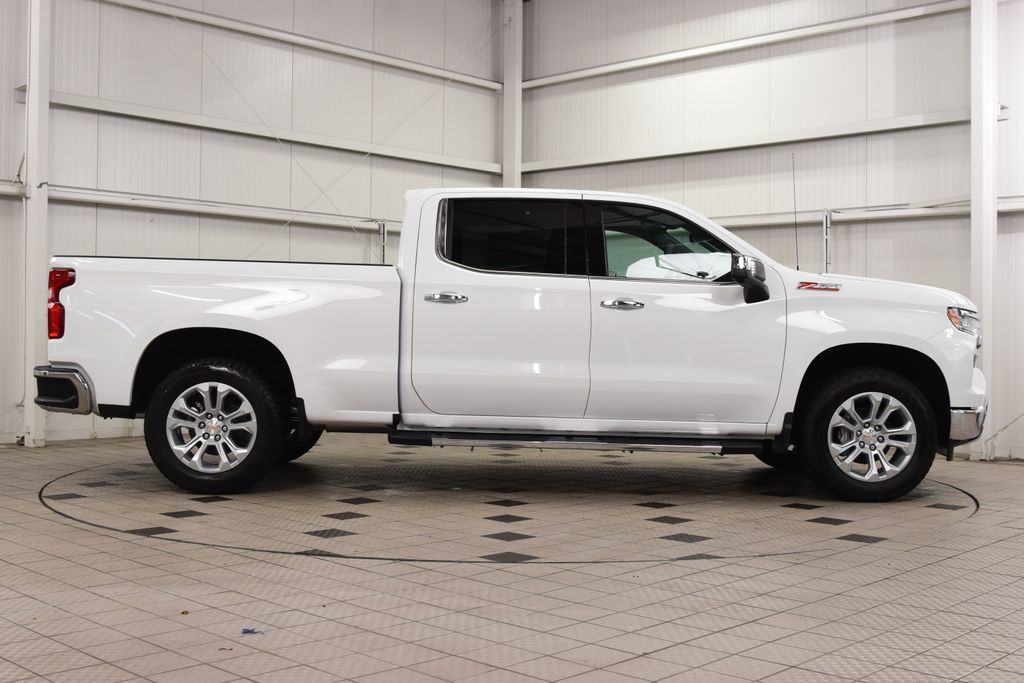 2026 Chevrolet Silverado 1500 4WD Crew Cab 157" LTZ - 23024071 - 8