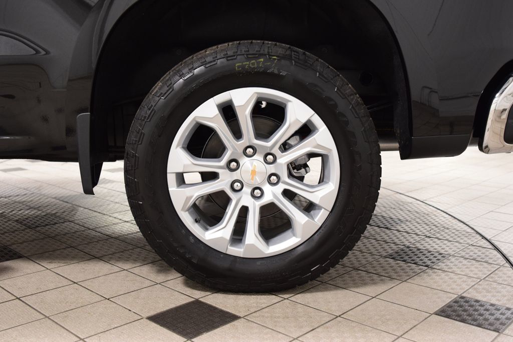 2026 Chevrolet Silverado 1500 4WD Crew Cab 157" LTZ - 23024095 - 25