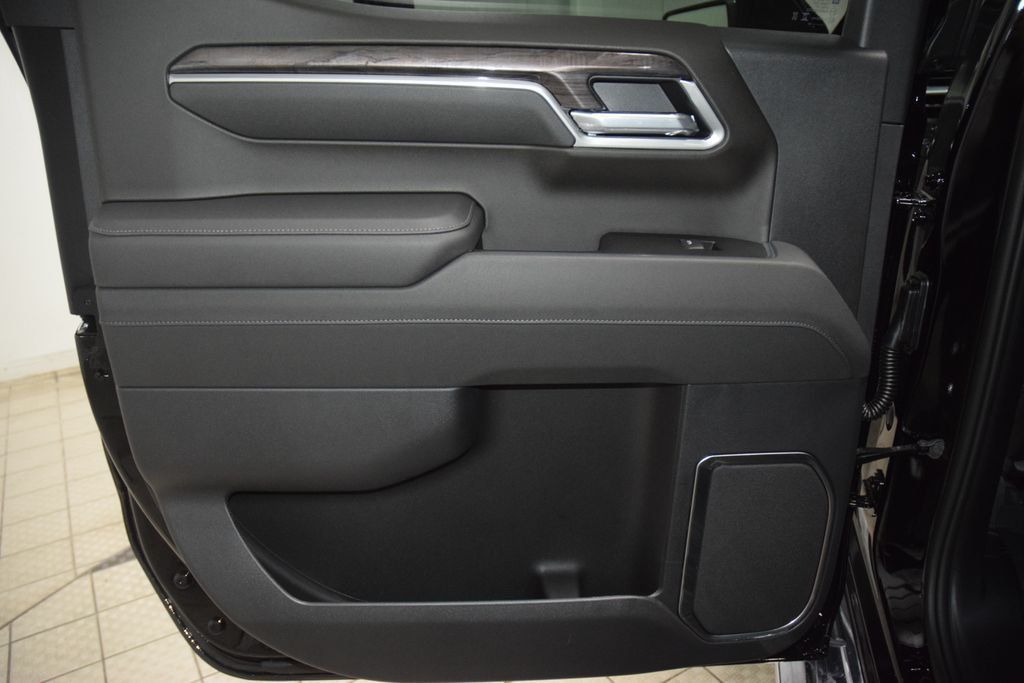 2026 Chevrolet Silverado 1500 4WD Crew Cab 157" LTZ - 23024095 - 44