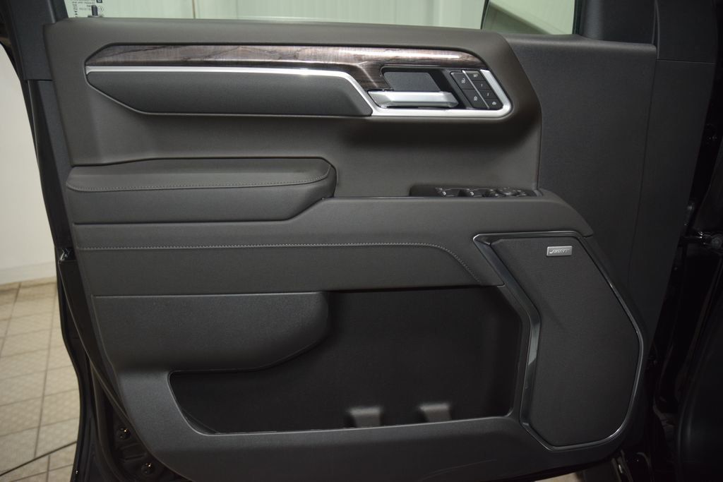 2026 Chevrolet Silverado 1500 4WD Crew Cab 157" LTZ - 23024095 - 46