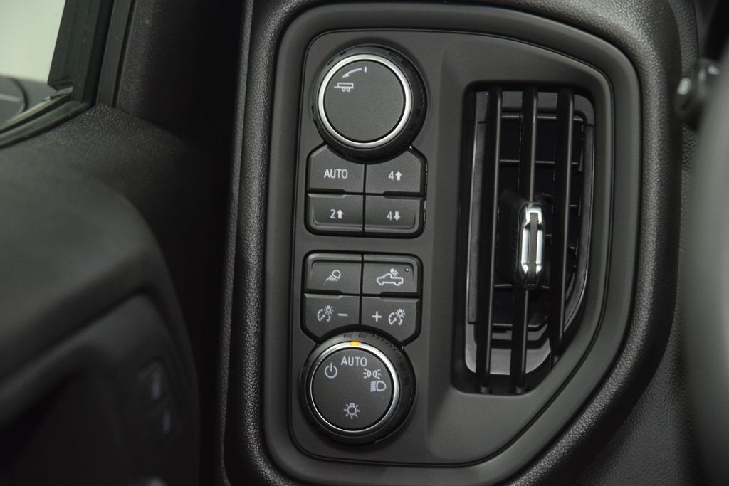 2026 Chevrolet Silverado 1500 4WD Crew Cab 157" Work Truck - 23062250 - 30