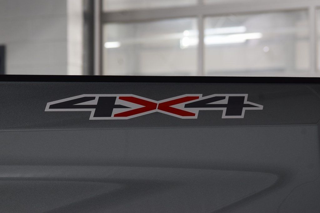 2026 Chevrolet Silverado 1500 4WD Double Cab 147" Custom - 22936057 - 25